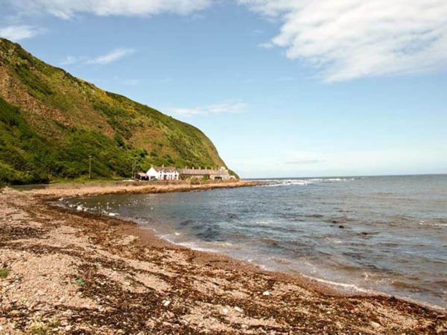 The Cottage By The Sea, Scotland Burnmouth Exterior photo