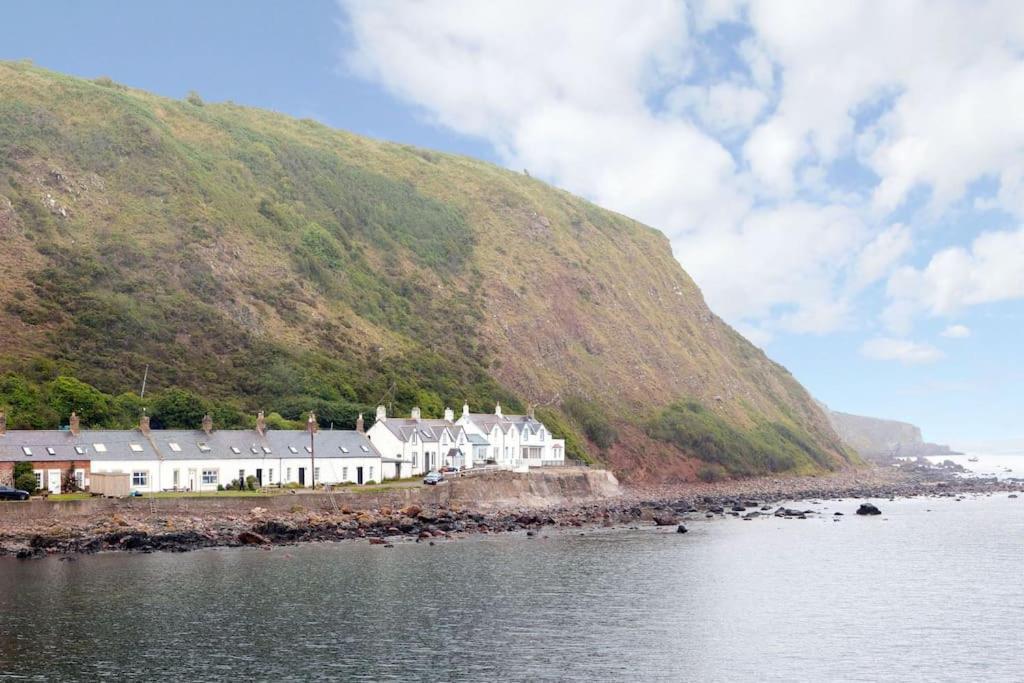 The Cottage By The Sea, Scotland Burnmouth Exterior photo