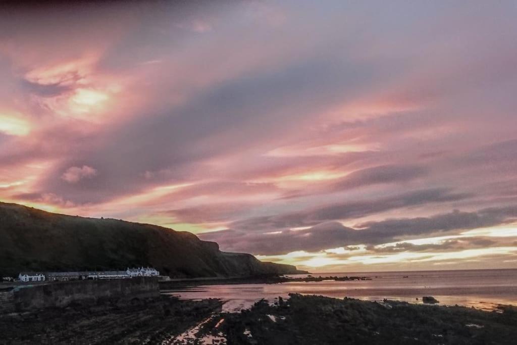 The Cottage By The Sea, Scotland Burnmouth Exterior photo